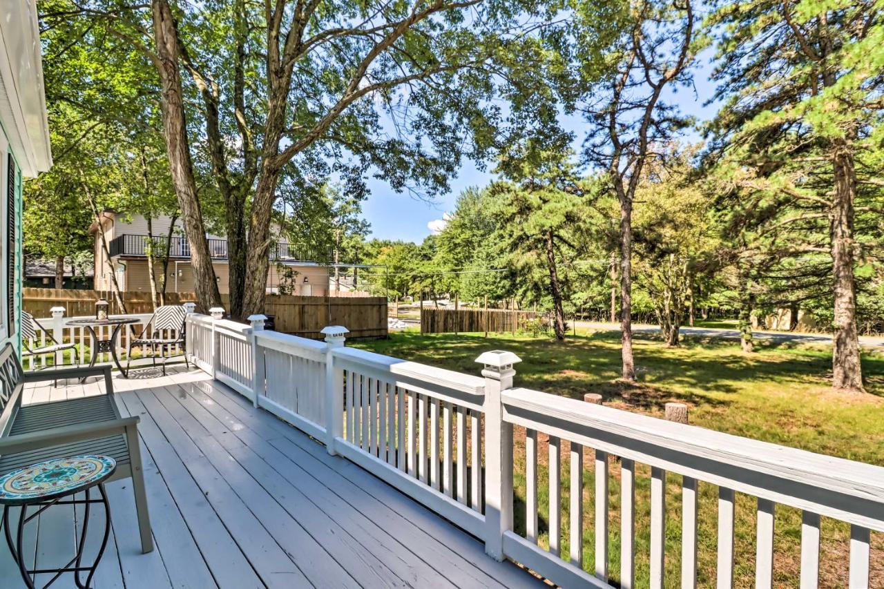 Pocono Mountain Escape With Game Room Walk To Lake! Albrightsville Exterior foto